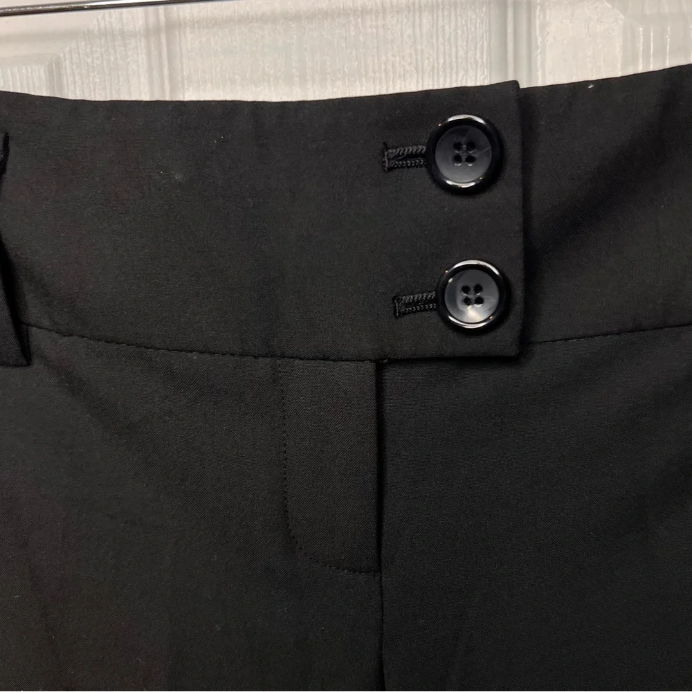 The Limited The Black Collection Drew Fit Bermuda Dress Shorts Cuffed Size 6 GUC